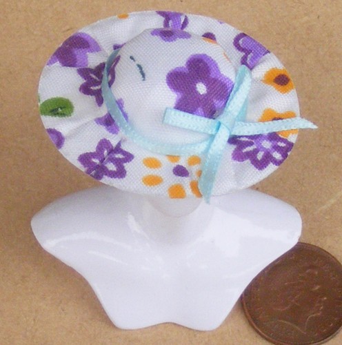 Dolls house ladies - house, hat