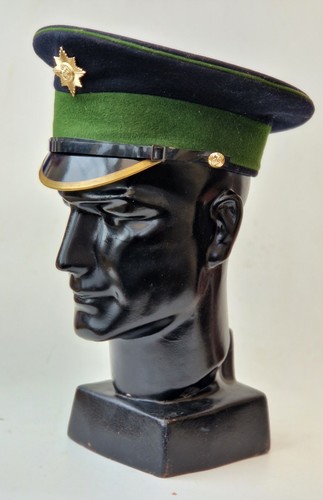 Irish guards peaked cap - irish,