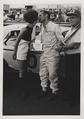 Osgood pocono raceway - w,