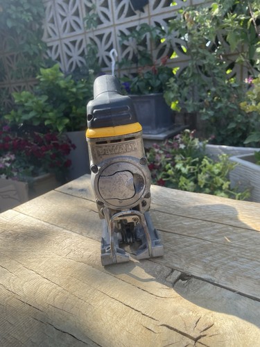 Dewalt dcs331n jigsaw body - dcs331n,