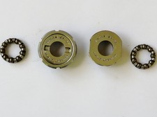 SAKAE Bottom Bracket Cups