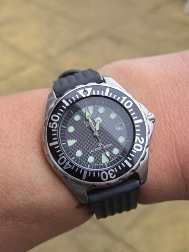 Citizen promaster 300m solar - 300m,