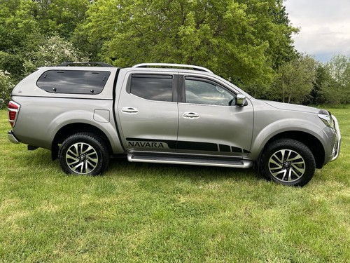 Nissan navara np300 - nissan,