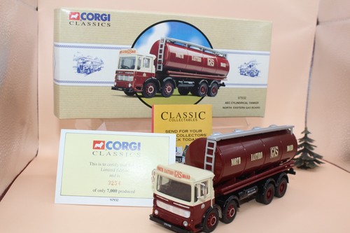 Corgi aec 8 wheel - 🐾,