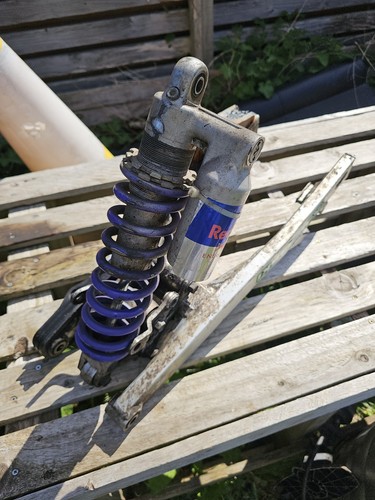 Kawasaki 1995 swing arm - kawasaki,