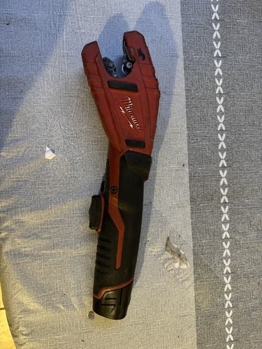 Milwaukee c12 cordless - pc, pipe