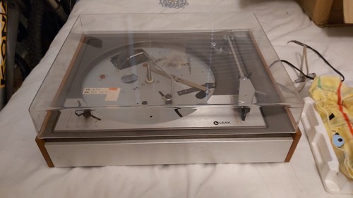 Leak 2014b turntable - leak, as