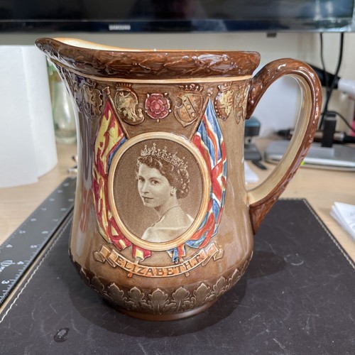 Queen elizabeth coronation jug - queen,