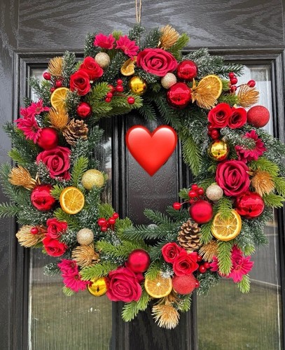 Artificial pine rose door - artificial,