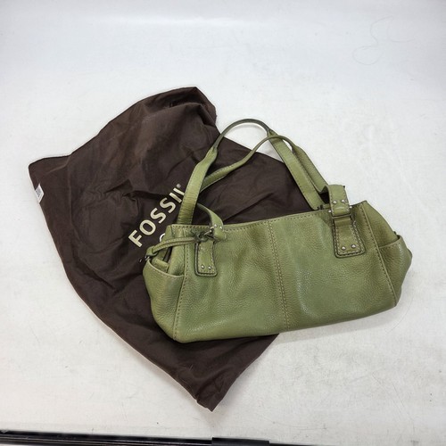 Fossil green pebbled leather - green,