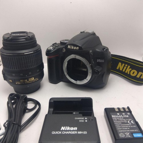 Nikon d5000 3mp - 12.3mp, digital