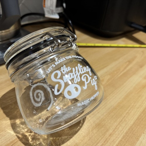 Empty snaffling pig storage - snaffling,