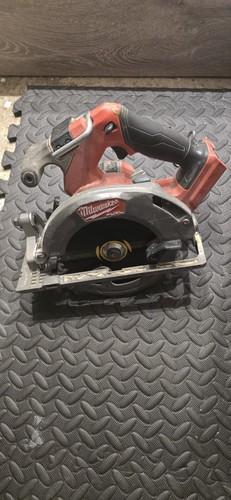 Milwakee cordless skillsaw - milwakee,