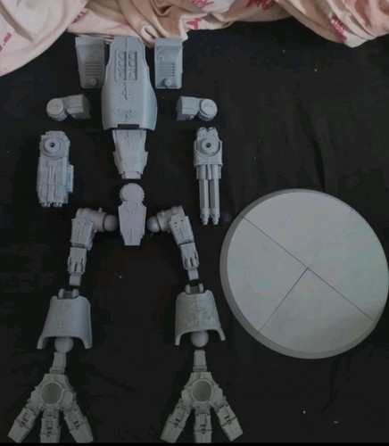 Unbuilt warhound titan - unbuilt, titan.