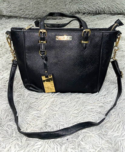 Carvela black dina winged - black,