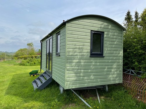 Wooden shepherds hut steel - wooden, on
