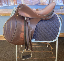 Used  16.5" AP English saddle