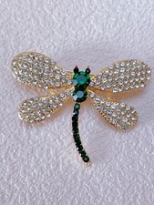 Sparkly Green Dragonfly Brooch Pin Gold Tone Rhinestone Insect CHIC Jewelry Gift