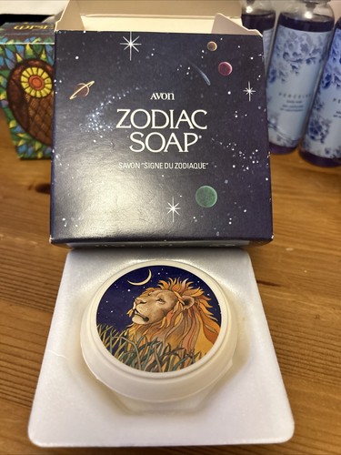 Vintage avon zodiac leo - avon,