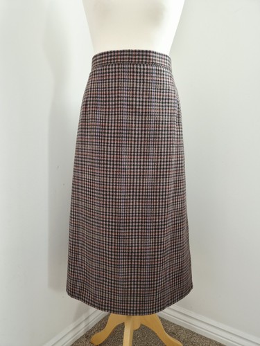Vtg constance wood pink green - constance,