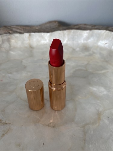 Charlotte tilbury hot lips - charlotte,