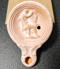 Roman Oil Lamp Kiss Couple / Reproduction