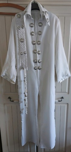 Elvis presley authentic - elvis,
