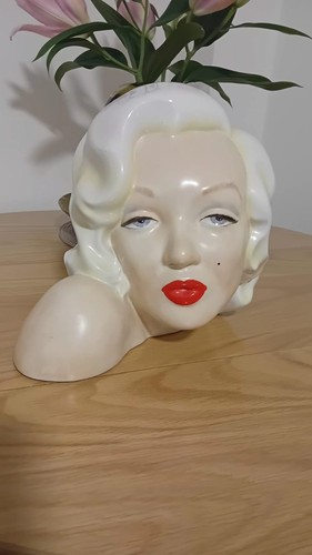 Marilyn monroe stoke trent - monroe,