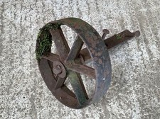 Old Cast Iron Metal 6 Spoke