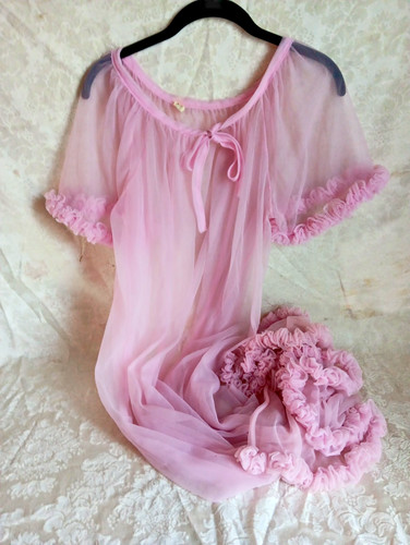 Vintage 100 nylon - vintage, doll