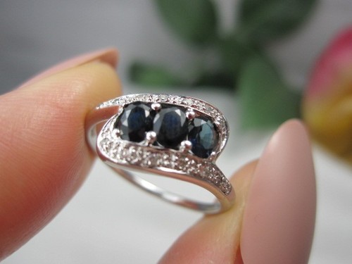 Vintage 9kt white gold - vintage,