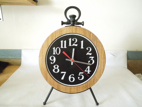 Quartz shelf clock - clock, pocket