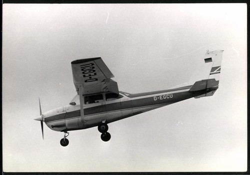 Photograph cessna - of, a