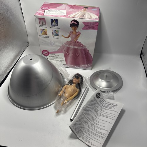 Wilton doll classic wonder - doll,