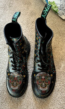 Rare doc martens day - day, of