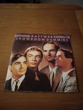 Kraftwerk- Showroom Dummies /