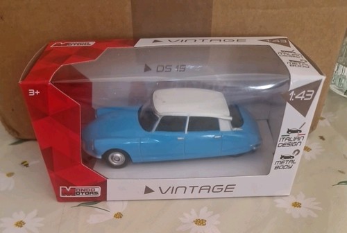 Mondo motors citroen ds19 - mondo,