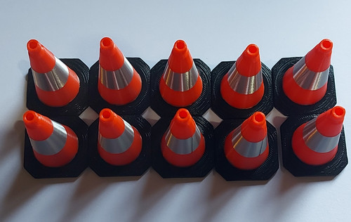 10th scale traffic cones - scale,