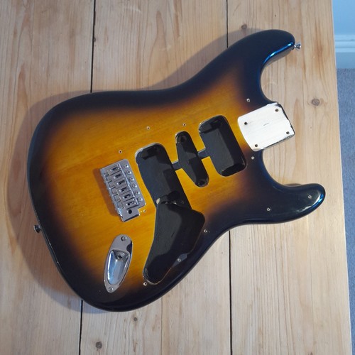 Squier stratocaster sunburst - stratocaster,