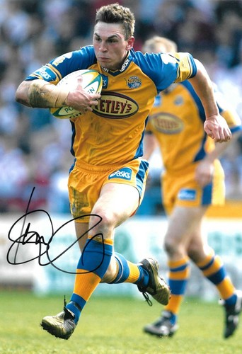 Kevin sinfield action and - sinfield, in