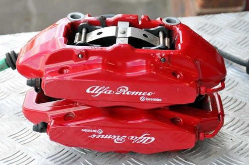 Alfa romeo giulietta red - romeo,