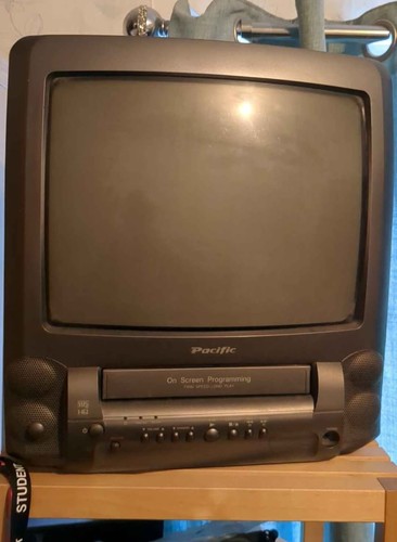 Portable gaming vhs 14in - tv/vhs,