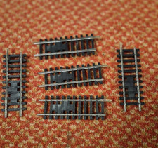 Hornby  R410 Turntable Access
