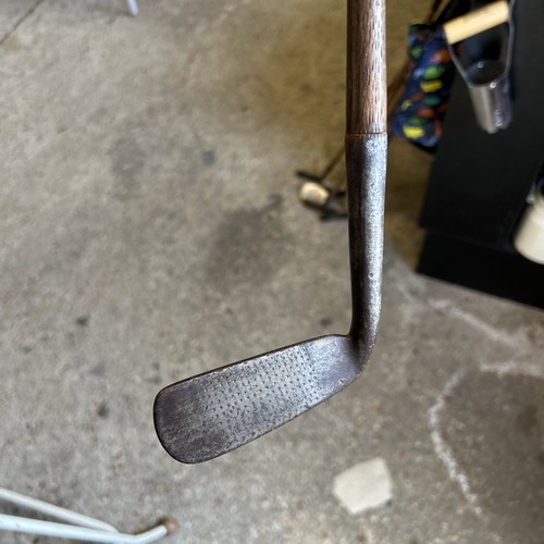 Hickory golf club putter - golf,