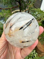 Black tourmaline in Quartz
