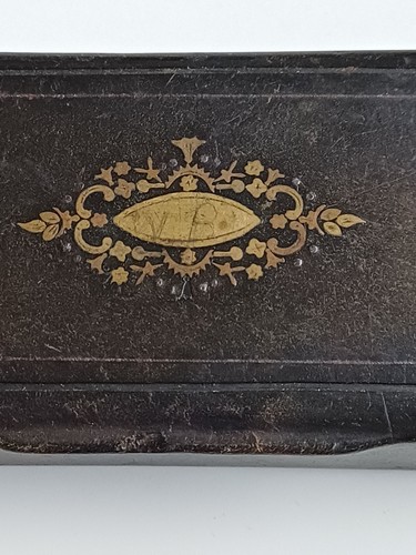 Lovely victorian snuff box - victorian,