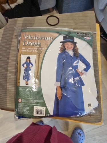 Child mary poppins - child,