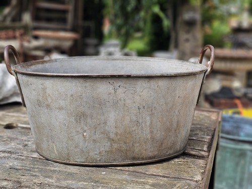 Vintage galvanise metal bath - galvanise,