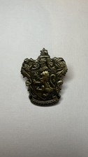 Harry Potter Gryffindor Pin Badge School House Crest, Hogwarts