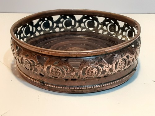 Antique decorative solid - an,